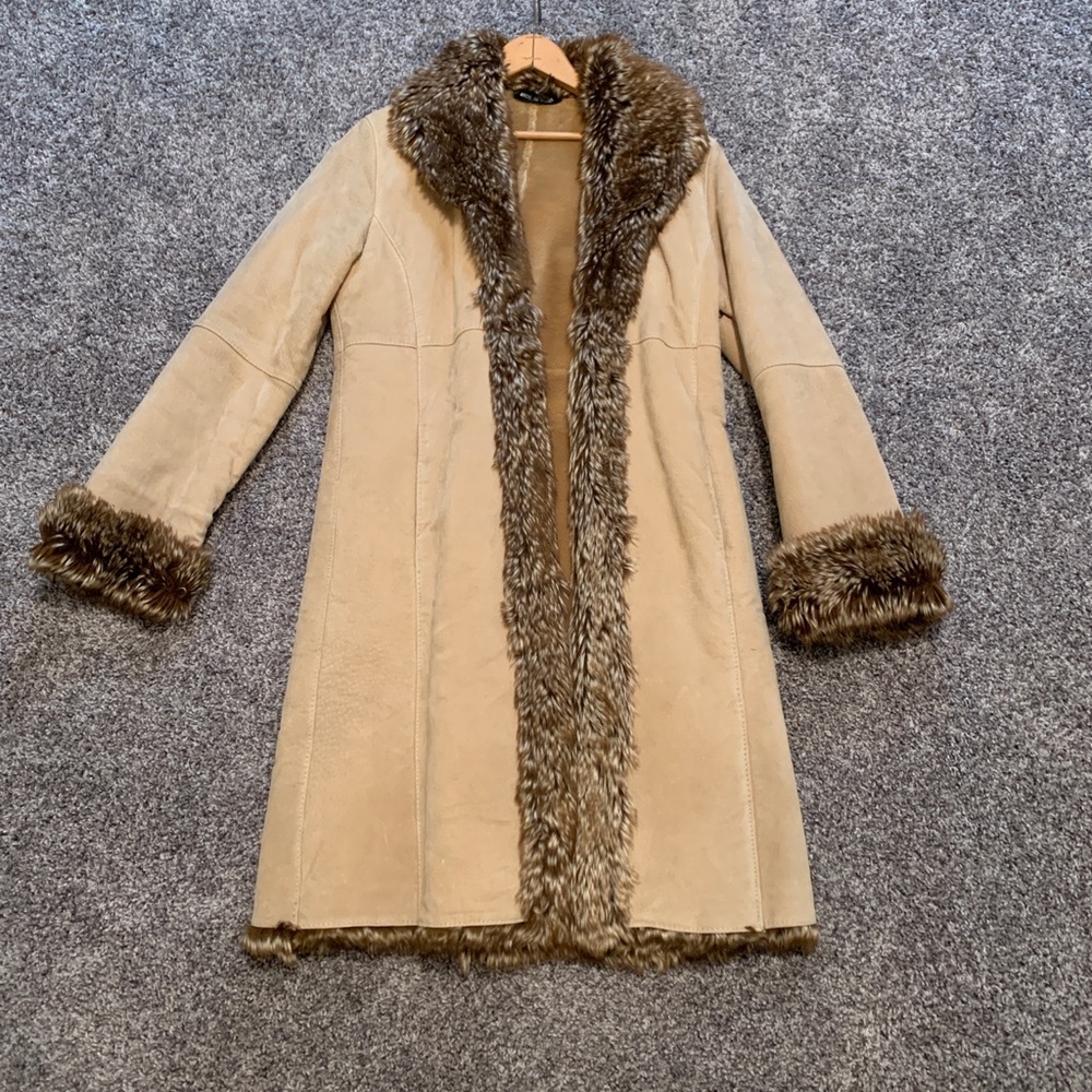 ❤️HOST PICK❤️ Vintage boho suede and leather coat